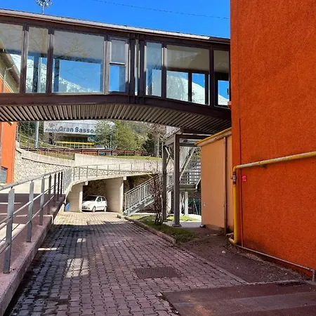 Cristallo Gran Sasso מלון